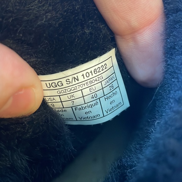 UGG Classic Mini - Picture 5 of 6